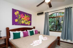 Casa Heron - Manuel Antonio Estates