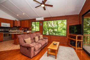 Casa Macaw - Manuel Antonio Estates