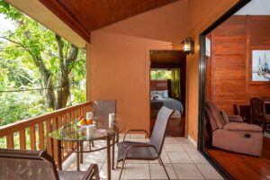 Casa Macaw - Manuel Antonio Estates