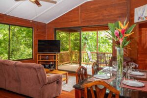 Casa Macaw - Manuel Antonio Estates