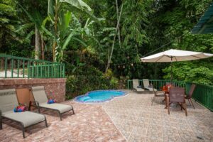 Casa Macaw - Manuel Antonio Estates