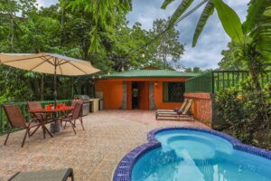 Casa Macaw - Manuel Antonio Estates